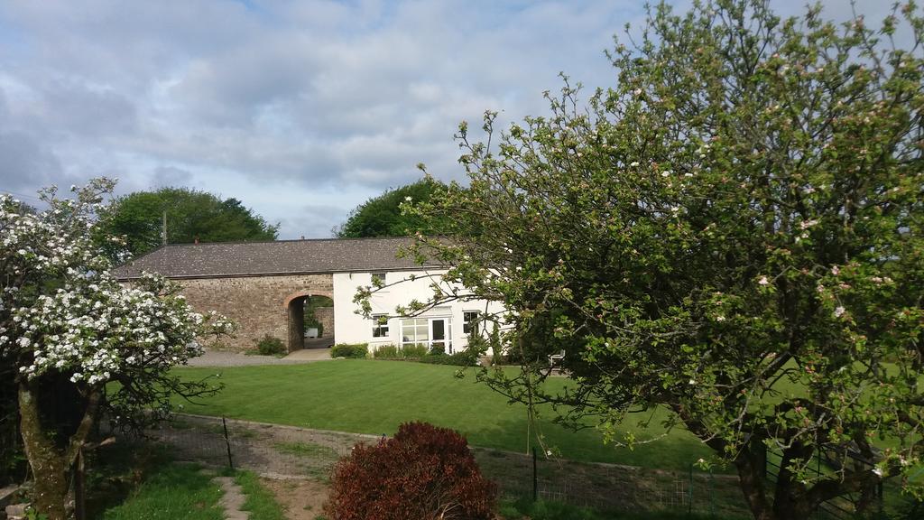 Rectory Farm Bed and Breakfast Haverfordwest Buitenkant foto