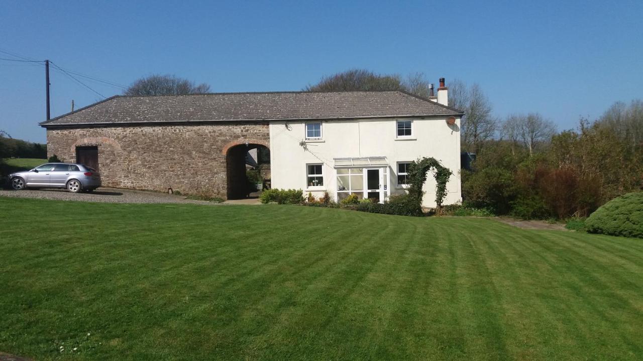 Rectory Farm Bed and Breakfast Haverfordwest Buitenkant foto